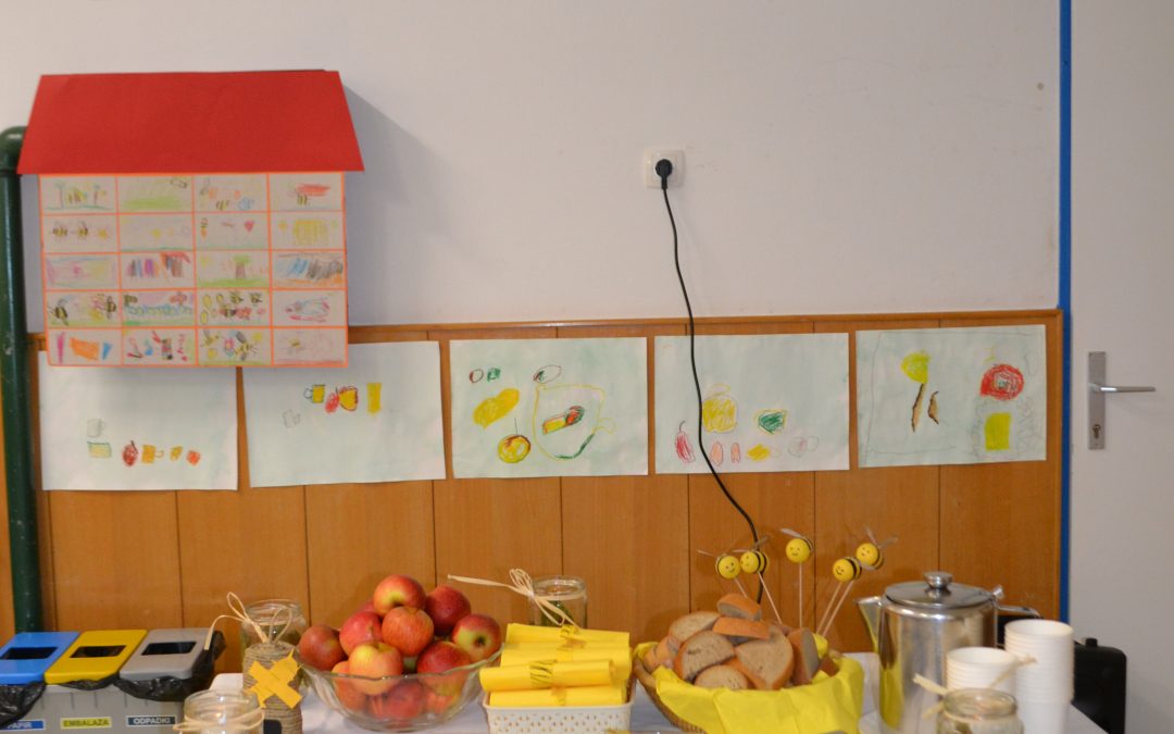 Tradicionalni slovenski zajtrk v enoti Polonca